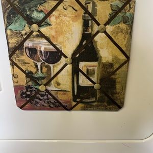 Wine themed note board